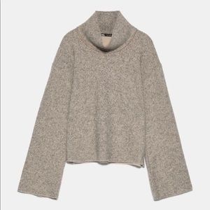 Zara textured weave sweater/sweatshirt size S NTW